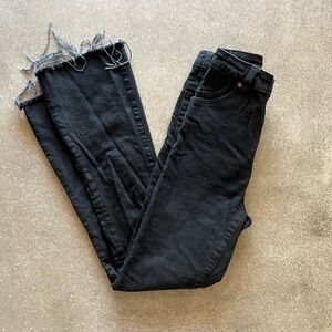 Rolla’s high waisted cut off jeans size 27